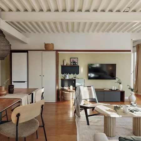 Spacest - Carrer Del Baluard A Apartament